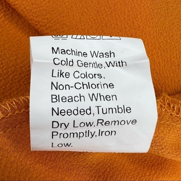 8/10 Shein Orange Pumpkin Short Sleeve Blouse V Neck Top - Picture 5 of 8